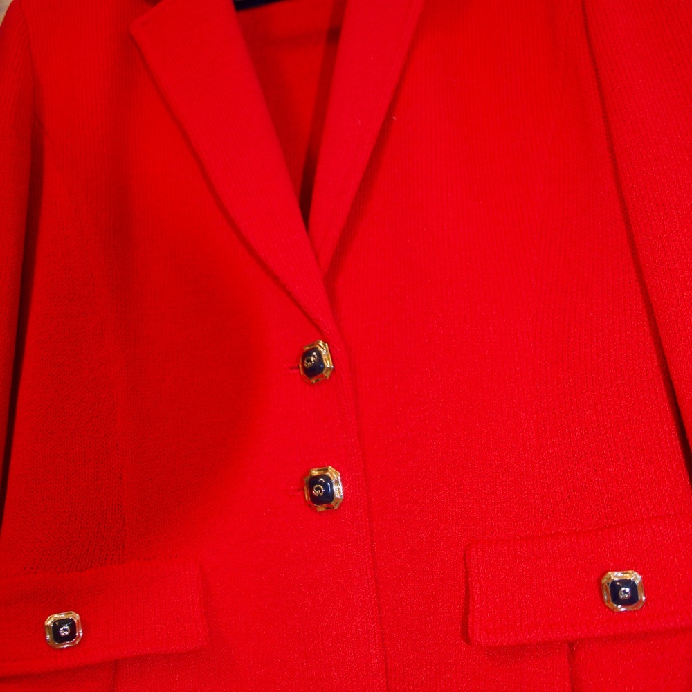 St. John Knit  by Marie Gray